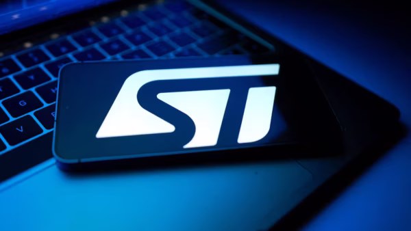 STMicroelectronics Doubles 2026 Data Center Revenue Target to $1 Billion